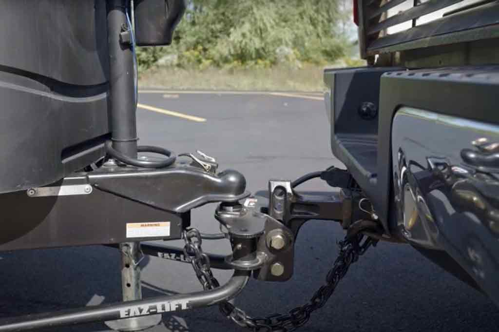 trailer weight distribution hitch